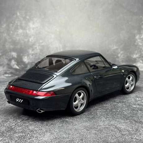 [AutoArt] 1:18 Porsche 1995 911 993 Carrera Model Car Die-Cast