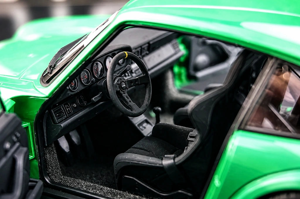 [AutoArt] 1:18 Porsche 1995 911 993 RWB Modello di auto widebody verde in metallo pressofuso