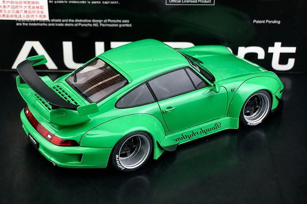 [AutoArt] 1:18 Porsche 1995 911 993 RWB Modello di auto widebody verde in metallo pressofuso