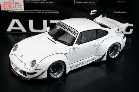 [AutoArt] 1:18 Porsche 1995 911 993 RWB Modello Bianco a Carrozzeria Larga in Pressofuso