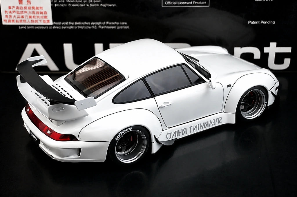 [AutoArt] 1:18 Porsche 1995 911 993 RWB Modello Bianco a Carrozzeria Larga in Pressofuso