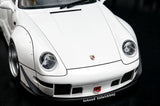 [AutoArt] 1:18 Porsche 1995 911 993 RWB Modello Bianco a Carrozzeria Larga in Pressofuso
