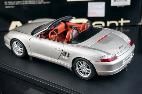 [AutoArt] 1:18 Porsche 1996 Boxster 986 Modello Argento di Automobili in Metallo Pressofuso