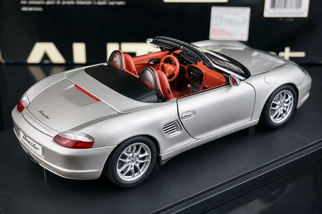 [AutoArt] 1:18 Porsche 1996 Boxster 986 Modello Argento di Automobili in Metallo Pressofuso