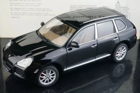 [AutoArt] 1:18 Porsche 2003 Cayenne Turbo Black Model Car Die-Cast
