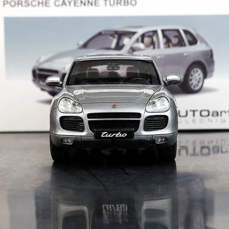 [AutoArt] 1:18 Porsche 2003 Cayenne Auto modello turbo grigio in metallo pressofuso