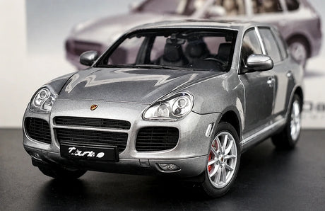 [AutoArt] 1:18 Porsche 2003 Cayenne Auto modello turbo grigio in metallo pressofuso