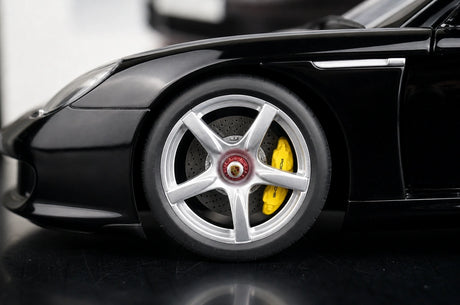 [AutoArt] 1:18 Porsche 2004 Carrera GT Modello nero di auto in metallo pressofuso