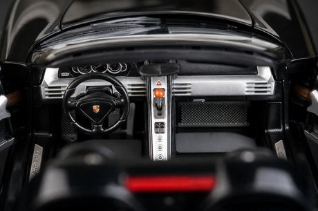 [AutoArt] 1:18 Porsche 2004 Carrera GT Modello nero di auto in metallo pressofuso