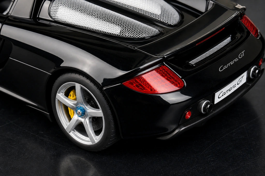 [AutoArt] 1:18 Porsche 2004 Carrera GT Modello nero di auto in metallo pressofuso