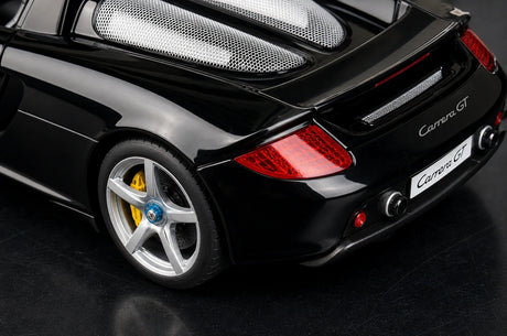 [AutoArt] 1:18 Porsche 2004 Carrera GT Modello nero di auto in metallo pressofuso
