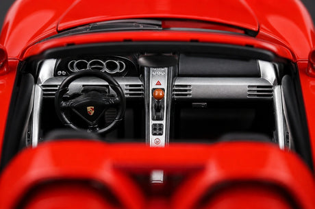 [AutoArt] 1:18 Porsche 2004 Carrera GT Modello Rosso di auto in metallo pressofuso