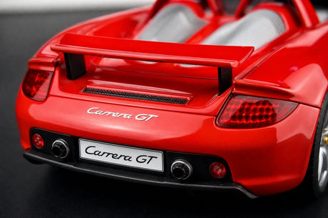[AutoArt] 1:18 Porsche 2004 Carrera GT Modello Rosso di auto in metallo pressofuso