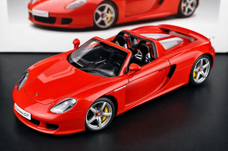 [AutoArt] 1:18 Porsche 2004 Carrera GT Modello Rosso di auto in metallo pressofuso