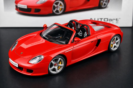[AutoArt] 1:18 Porsche 2004 Carrera GT Modello Rosso di auto in metallo pressofuso