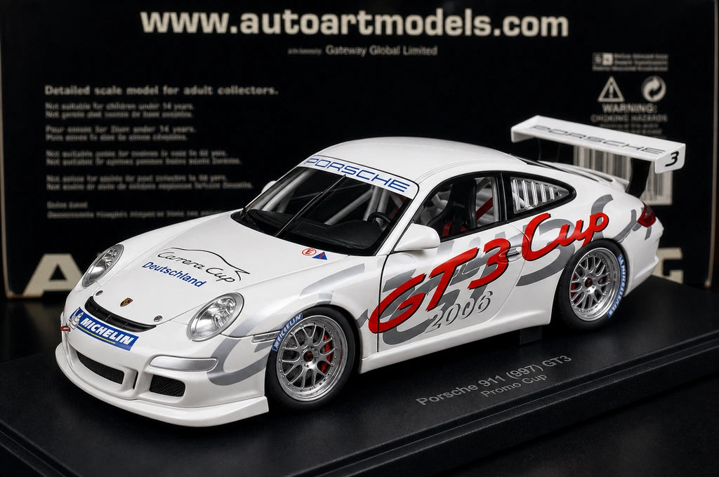 [AutoArt] 1:18 Porsche 2006 911 997 GT3 Cup Deutschland Livery Model Car Die-Cast