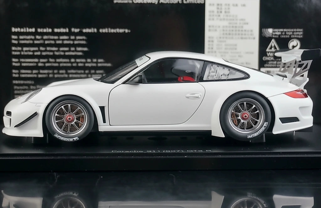 [AutoArt] 1:18 Porsche 2010 911 997 GT3 R Auto Modello Bianco in Metallo Pressofuso