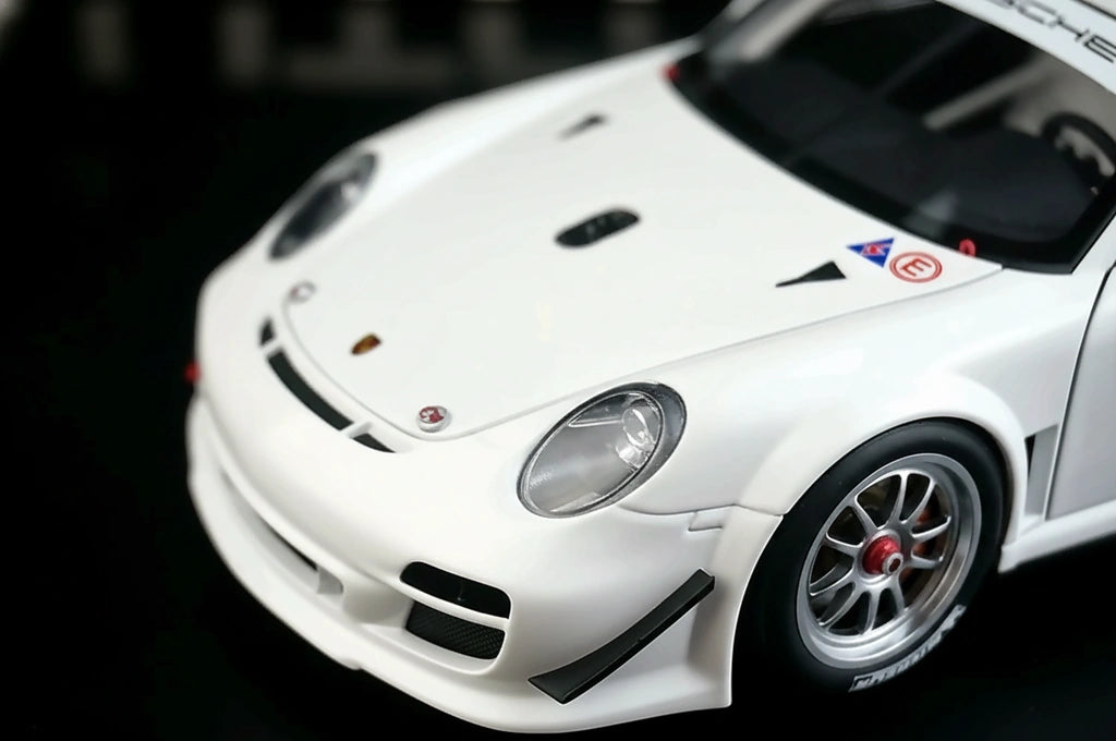 [AutoArt] 1:18 Porsche 2010 911 997 GT3 R Auto Modello Bianco in Metallo Pressofuso