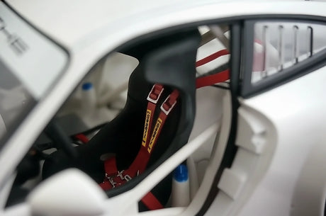 [AutoArt] 1:18 Porsche 2010 911 997 GT3 R Auto Modello Bianco in Metallo Pressofuso