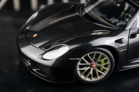 [AutoArt] 1:18 Porsche 2013 918 Spyder Modellismo nero di auto in metallo pressofuso