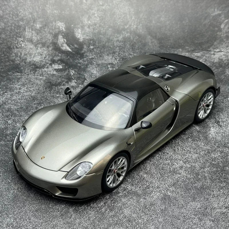 [AutoArt] 1:18 Porsche 2013 918 Spyder Gray Model Car Die-Cast