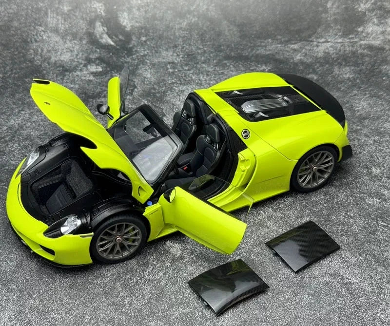 [AutoArt] 1:18 Porsche 2013 918 Spyder Green Model Car Die-Cast