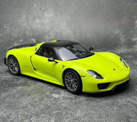 [AutoArt] 1:18 Porsche 2013 918 Spyder Green Model Car Die-Cast