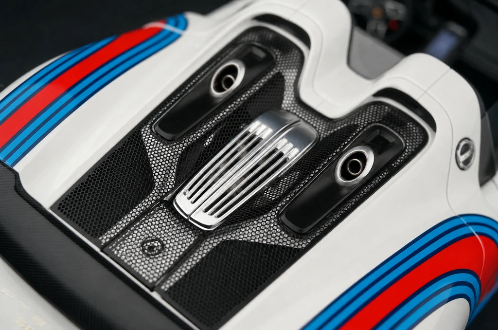 [AutoArt] 1:18 Porsche 2013 918 Spyder Martini Livery modello di auto in metallo pressofuso