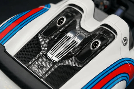 [AutoArt] 1:18 Porsche 2013 918 Spyder Martini Livery modello di auto in metallo pressofuso