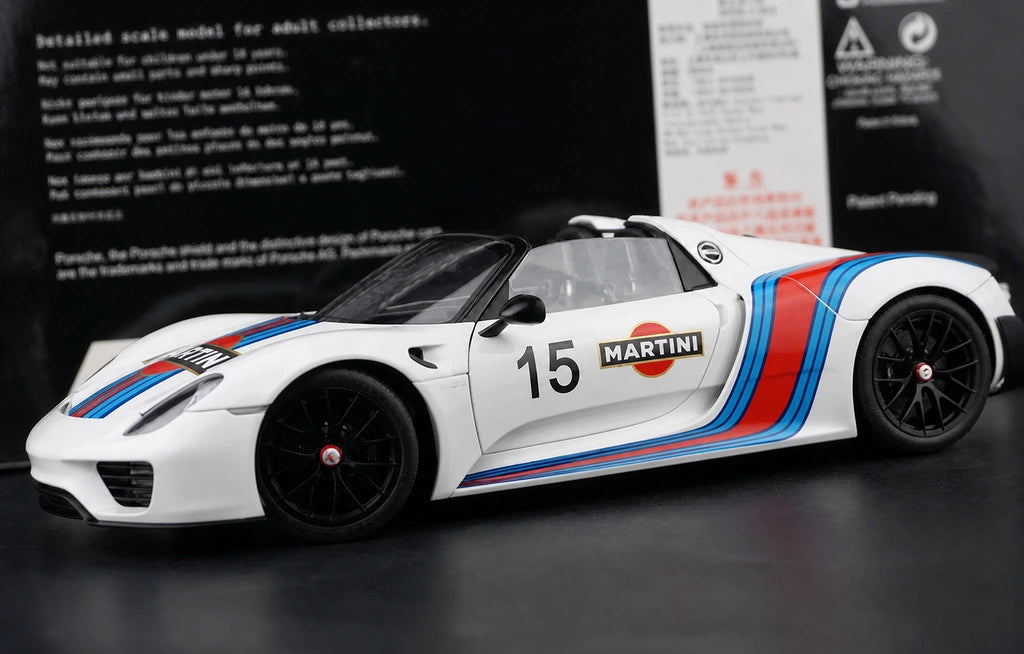 [AutoArt] 1:18 Porsche 2013 918 Spyder Martini Livery modello di auto in metallo pressofuso