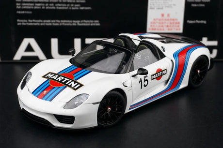 [AutoArt] 1:18 Porsche 2013 918 Spyder Martini Livery modello di auto in metallo pressofuso