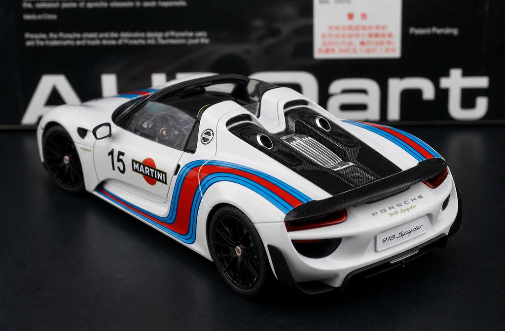 [AutoArt] 1:18 Porsche 2013 918 Spyder Martini Livery modello di auto in metallo pressofuso