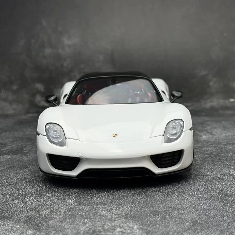 [AutoArt] 1:18 Porsche 2013 918 Spyder White Model Car Die-Cast