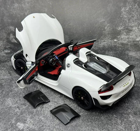 [AutoArt] 1:18 Porsche 2013 918 Spyder White Model Car Die-Cast