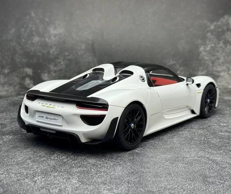 [AutoArt] 1:18 Porsche 2013 918 Spyder White Model Car Die-Cast