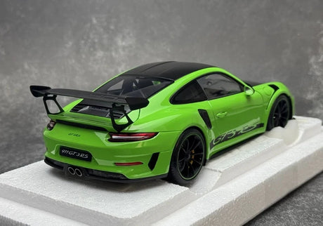 [AutoArt] 1:18 Porsche 2018 911 991.2 GT3 RS Green Model Car Die-Cast