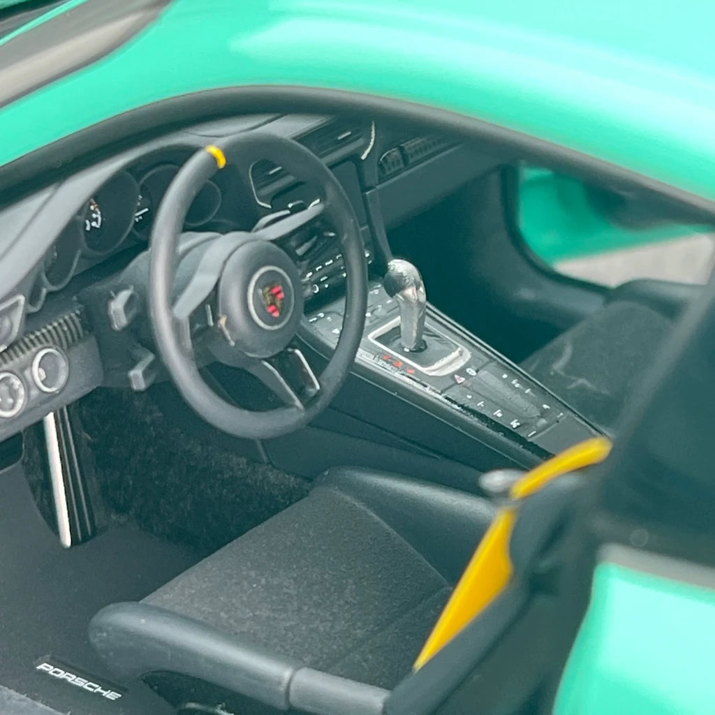 [AutoArt] 1:18 Porsche 2018 911 991.2 GT3 RS Tiffany Blue Model Car Die-Cast