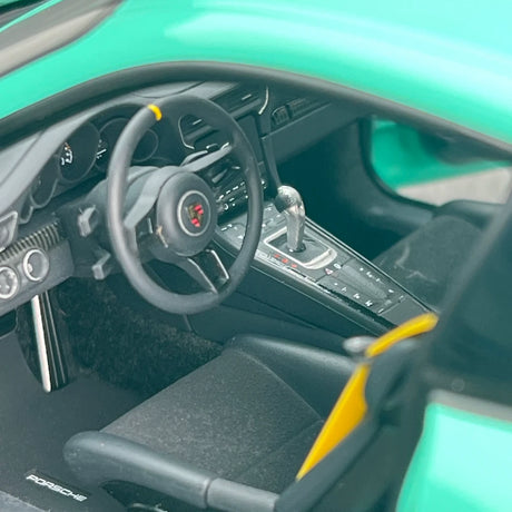 [AutoArt] 1:18 Porsche 2018 911 991.2 GT3 RS Tiffany Blue Model Car Die-Cast
