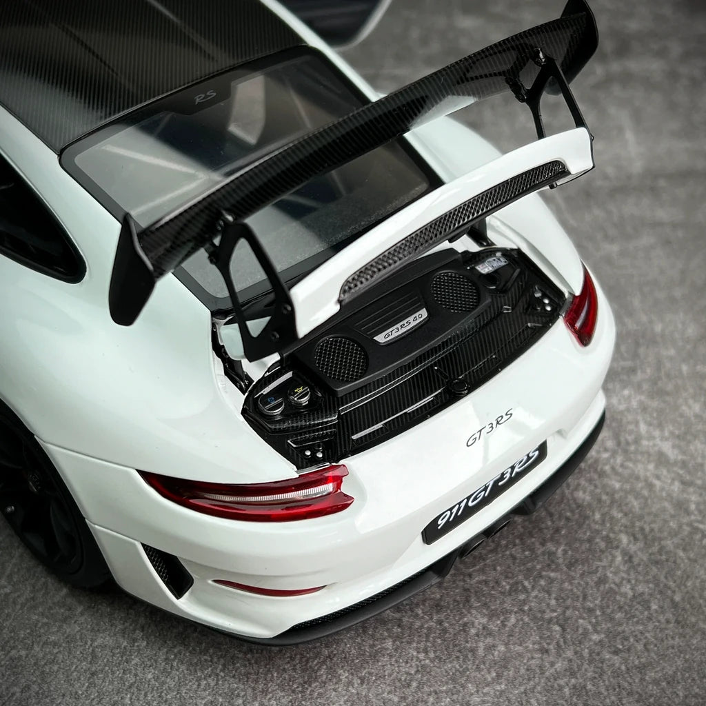 [AutoArt] 1:18 Porsche 2018 911 991.2 GT3 RS White Model Car Die-Cast