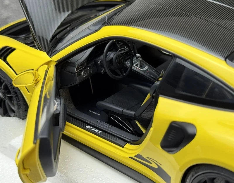 [AutoArt] 1:18 Porsche 2018 911 991.2 GT3 RS Yellow Model Car Die-Cast