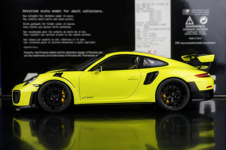 [AutoArt] 1:18 Porsche 2018 911 GT2 RS 991.2 Auto modello verde acido in metallo pressofuso