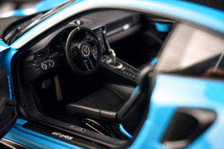 [AutoArt] 1:18 Porsche 2018 911 GT2 RS 991.2 Modello Blu Auto Pressofuso