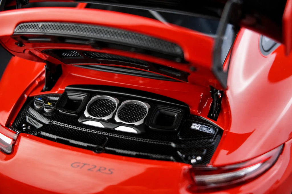 [AutoArt] 1:18 Porsche 2018 911 GT2 RS 991.2 Modello Rosso di auto in metallo pressofuso