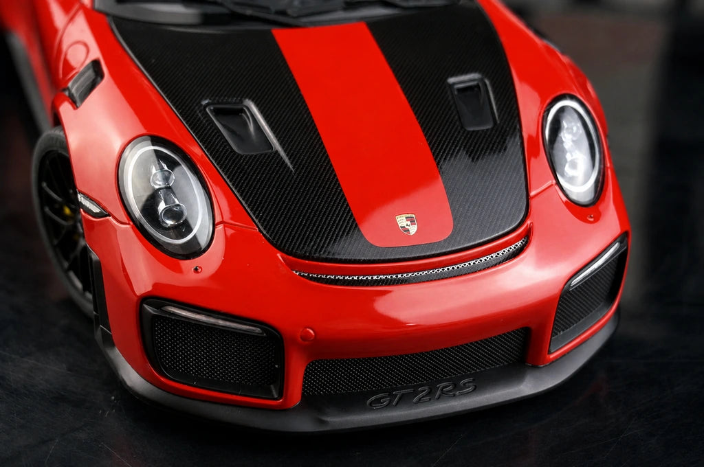 [AutoArt] 1:18 Porsche 2018 911 GT2 RS 991.2 Modello Rosso di auto in metallo pressofuso