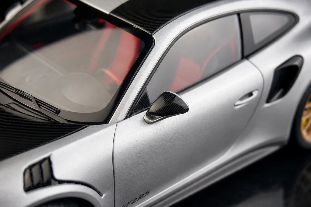 [AutoArt] 1:18 Porsche 2018 911 GT2 RS 991.2 Auto modello d'argento in metallo pressofuso