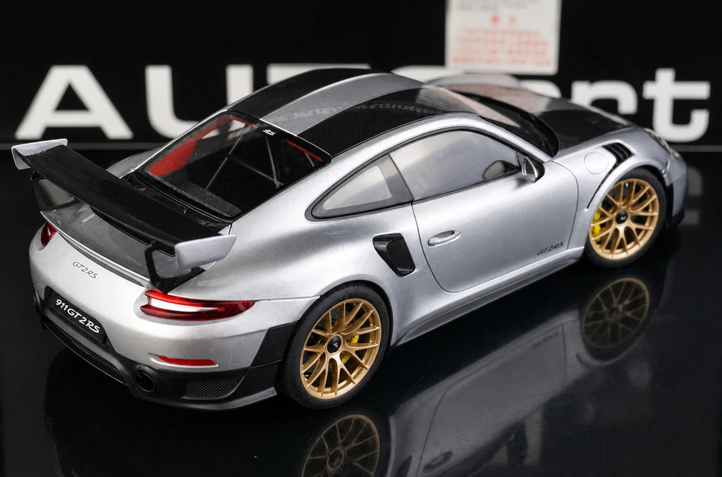 [AutoArt] 1:18 Porsche 2018 911 GT2 RS 991.2 Auto modello d'argento in metallo pressofuso