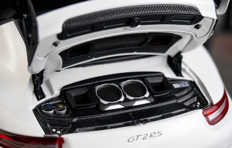 [AutoArt] 1:18 Porsche 2018 911 GT2 RS 991.2 Modello bianco di auto in metallo pressofuso