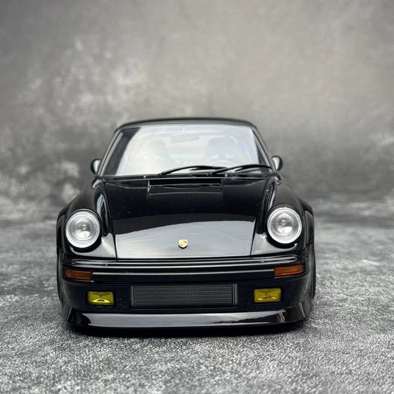 [AutoArt] 1:18 Porsche 911 (930) Turbo Wangan Midnight Blackbird Black Model Car Die-Cast