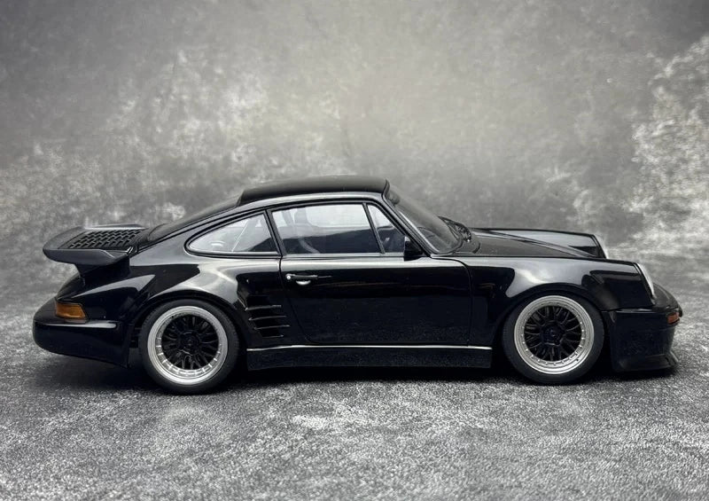[AutoArt] 1:18 Porsche 911 (930) Turbo Wangan Midnight Blackbird Black Model Car Die-Cast