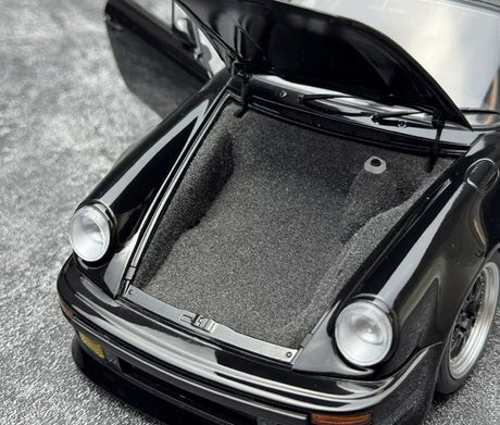 [AutoArt] 1:18 Porsche 911 (930) Turbo Wangan Midnight Blackbird Black Model Car Die-Cast